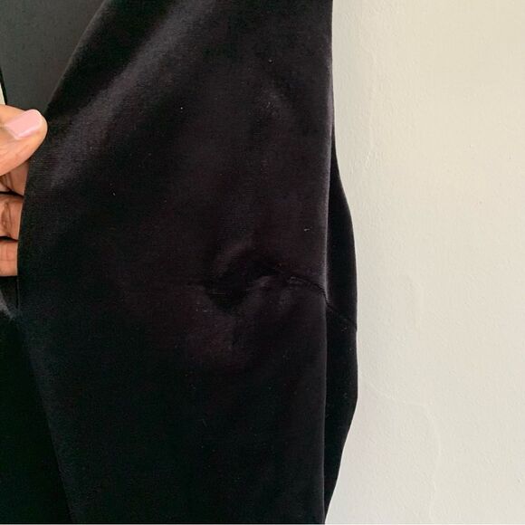 BLACK VELVET DRESS - Picture 11 of 15